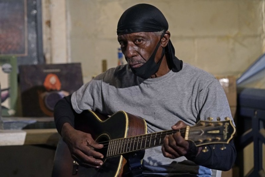 Dans le Mississippi :  bluesman petite ville maintient la musique vieillissante en vie