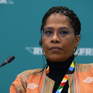 Nathalie Yamb, nouvelle héroïne de la libération de l’Afrique depuis le sommet de Sotchi