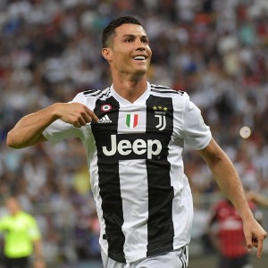 Sport : Cristiano Ronaldo humilie un adversaire d’un somptueux geste technique