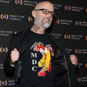 Le musicien Moby fait une énorme annonce pour son nouvel album