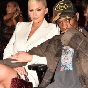 PEOPLE : Selon son neveu, Kylie Jenner est toujours séparée de Travis Scott…