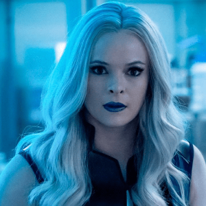 PEOPLE : Danielle Panabake : la star de «The Flash» est maman