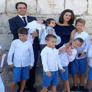 INSOLITE : Espagne un père révèle que toute sa famille, dont onze enfants, souffre du coronavirus