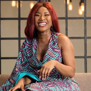 PEOPLE : Côte d’Ivoire : la femme de DJ Arafat pleure sa grande sœur