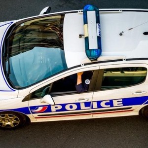 FAITS DIVERS : Une femme retrouvée poignardée dans un appartement d’où un homme venait de se défenestrer