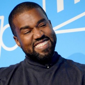 PEOPLE : Kanye West - le mari de la star télé réalité Kim Kardashian est officiellement milliardaire