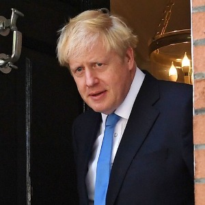 EUROPE Mort de George Floyd : «scandaleux», «inexcusable», condamne Boris Johnson