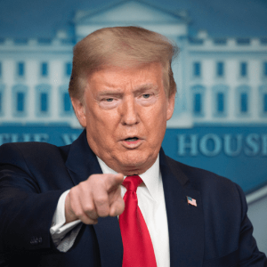 AMÉRIQUE Donald Trump affirme que son ex-conseiller Bolton paiera le prix «fort» pour son livre