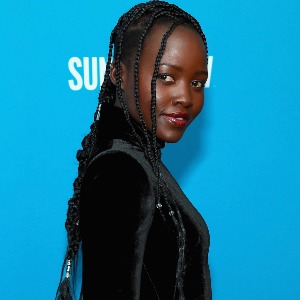 PEOPLE Lupita Nyong’o fête le mariage de son frère