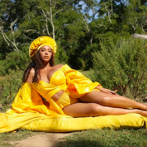 AFRIQUE 2050 :  "Black Is King" fait référence à diverses traditions africaines à travers la mode