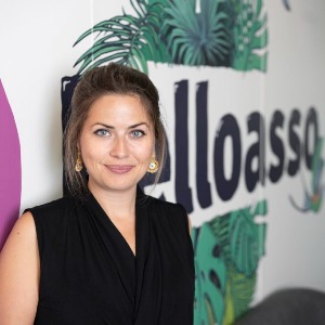 ECONOMIE SOCIALE : Hannah Berkouk devient Directrice Générale de HelloAsso pour accompagner la croissance de la plateforme