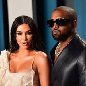 PEOPLE : Kanye West : le rappeur révèle que sa femme Kim Kardashian veut le faire interner