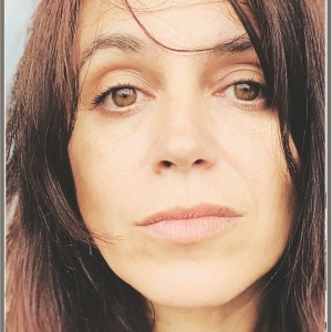 MUSIQUE : Eva Marchal, nouveau clip Au bout du couloir