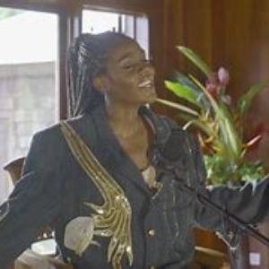 MUSIQUE : Les sorties de la semaine... Rival Consoles • Hot Flash Heat Wave • Night Flight • Ferielle • Amber Mark