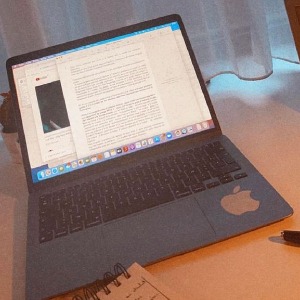 BEZONS URGENT : Je fais appel à la solidarité  et  d’humanité suite à la perte de mon ordinateur Apple oublié dans le TRAM T2 BEZONS.