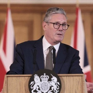 Le nouveau Premier ministre britannique Keir Starmer abandonne le plan d’expulsion du Rwanda