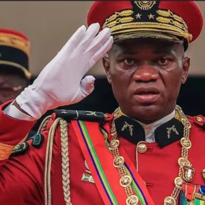 Le Gabon envisage sa future constitution avant l'échéance de septembre.