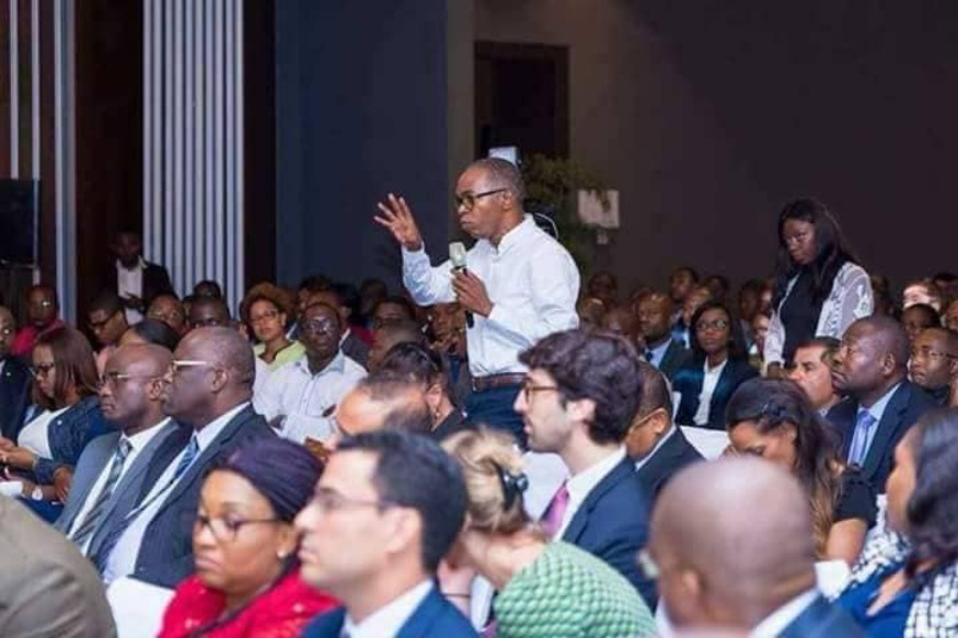 Jean Gaspard Ntoutoume Ayi est né à Libreville