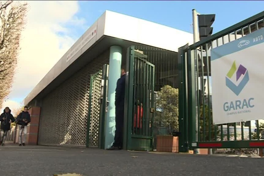 Argenteuil : un lycéen pénètre dans son établissement avec des armes