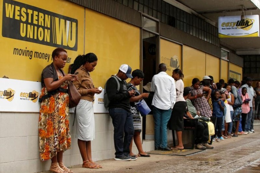 Des millions de femmes en Afrique subsaharienne Ne pas avoir un compte bancaire