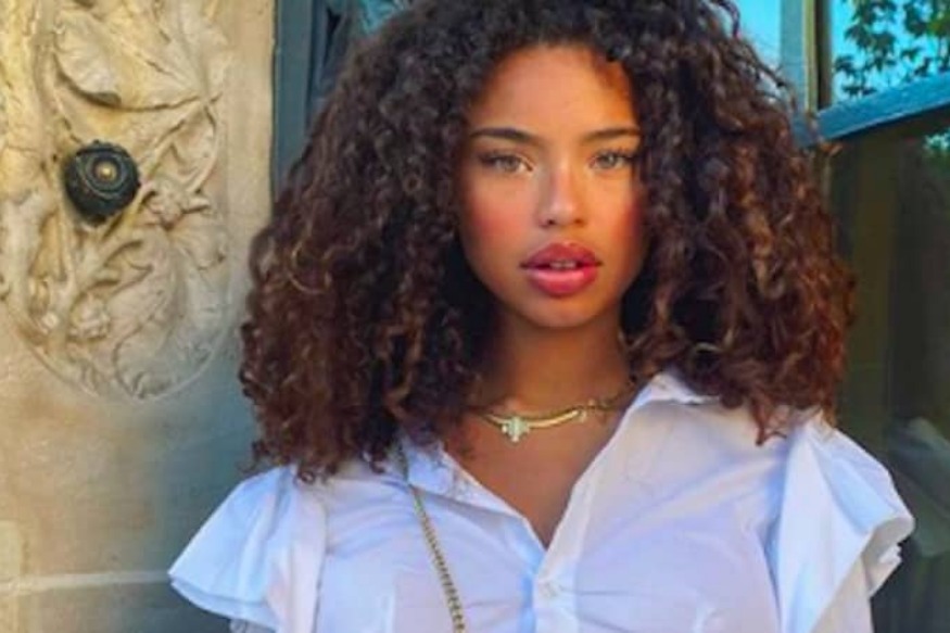 BUZZ Paola Locatelli s’affiche sexy dans un joli décolleté sur Instagram !