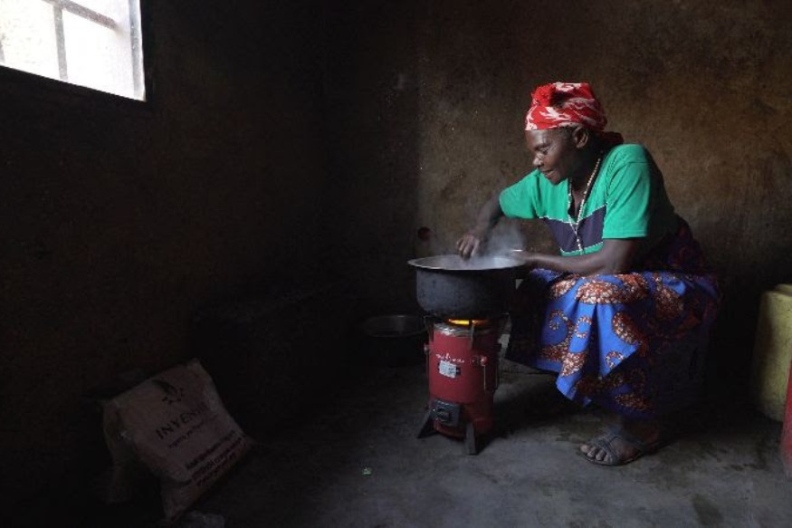 AFRIQUE : Le Rwanda interdit le charbon de bois pour cuisiner à Kigali