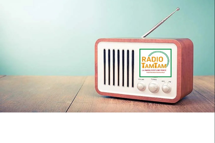 AFRIQUE 2050 : Ce que nous lisons « La Radio Des Agriculteurs Comblera Le Fossé Des Connaissances »