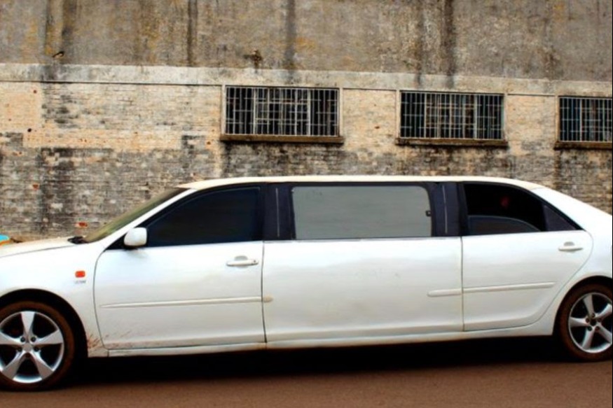 AFRIQUE2050 Limousine made In Africa : Un Congolais troque sa carrière universitaire contre un travail d'artisan