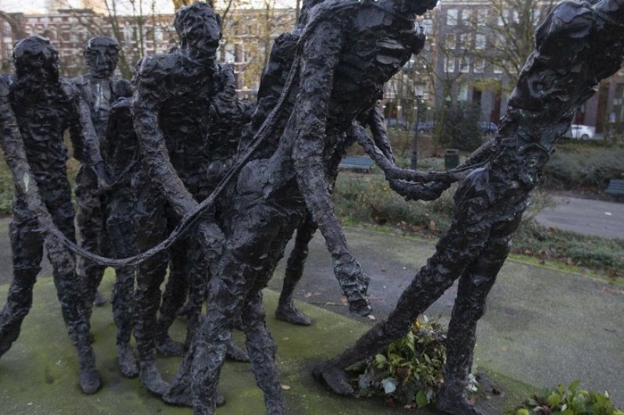 Le Premier ministre néerlandais s'excuse pour son passé colonial